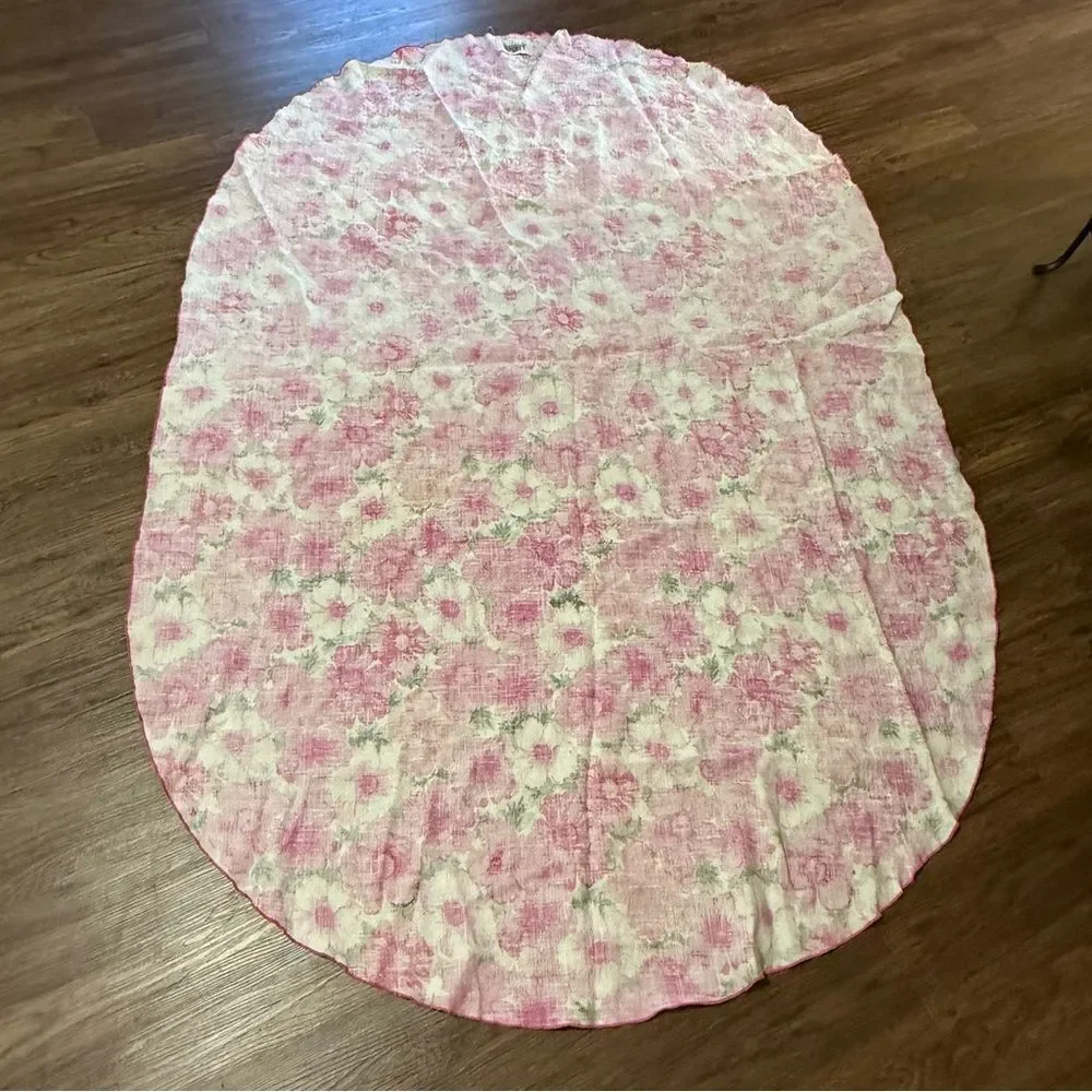 Vintage Braidwater Floral Irish Linen Oval Tablecloth Pink White Green 52” x 77”